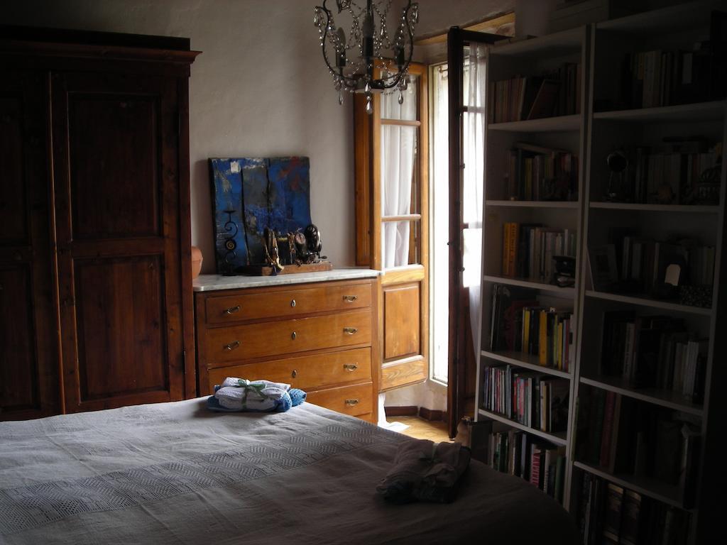 Ferienwohnung La Casa Di Dina Castelmuzio Zimmer foto